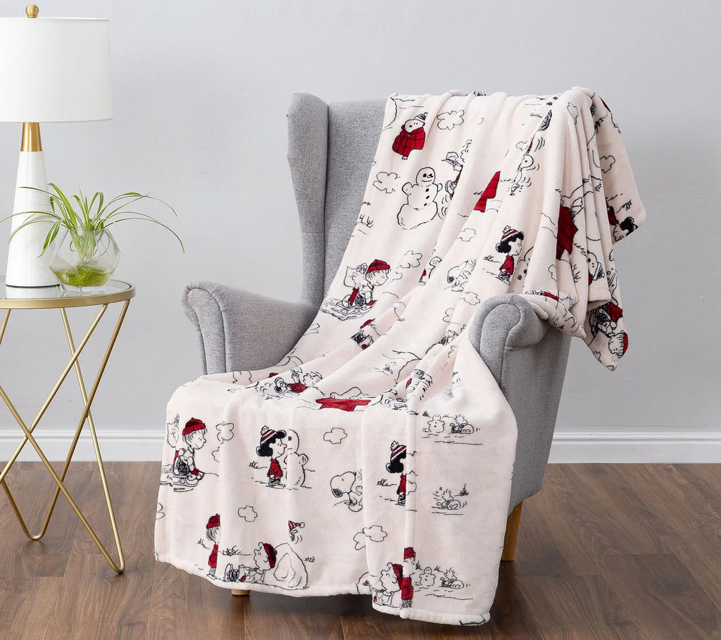 Berkshire Holiday Peanuts Twin Print Throw in Gift Box - View 6