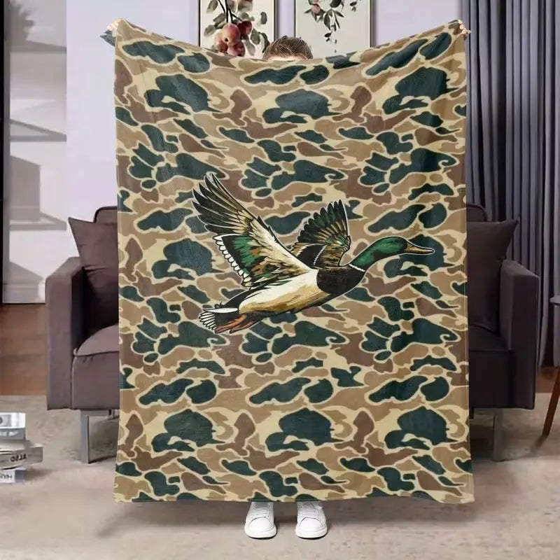 Vintage Mallard Duck Camo Flannel Throw Blanket - Retro Look Animal Graphic Throw Blankets, Cozy Warm Wrinkle Resistant Decor, for Camping & Hunting Cabin Cozy Setup, Vintage Home Decor#OutdoorVibeDecor - View 9