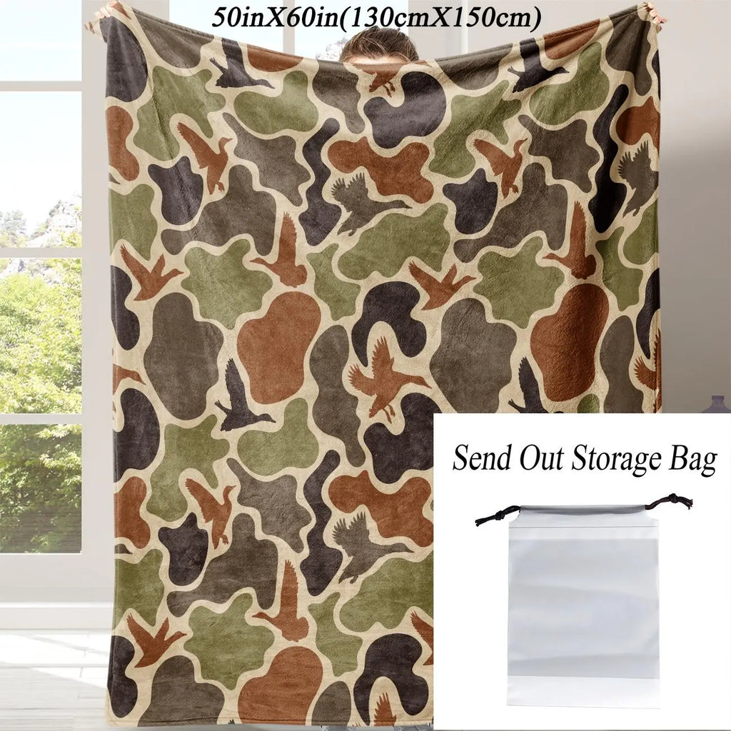 Camouflage Pattern Flannel Blanket, 1 Count Soft Comfortable Warm Napping Throw Blanket, Cool Bedroom Bedding Blankets for Home Office Travel Camping - View 4
