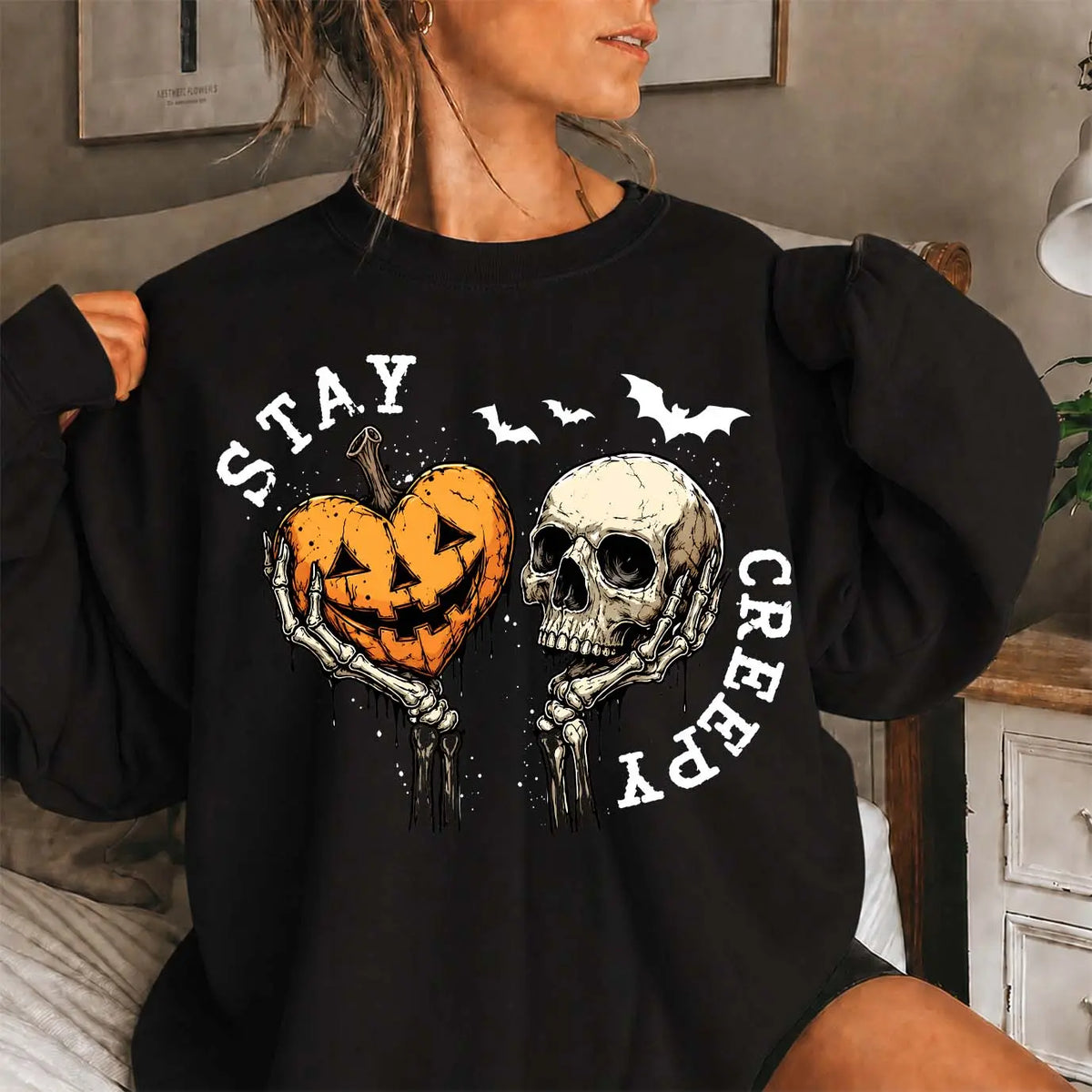 Women’s Halloween Skull & Pumpkin Heart Sweatshirt Crewneck