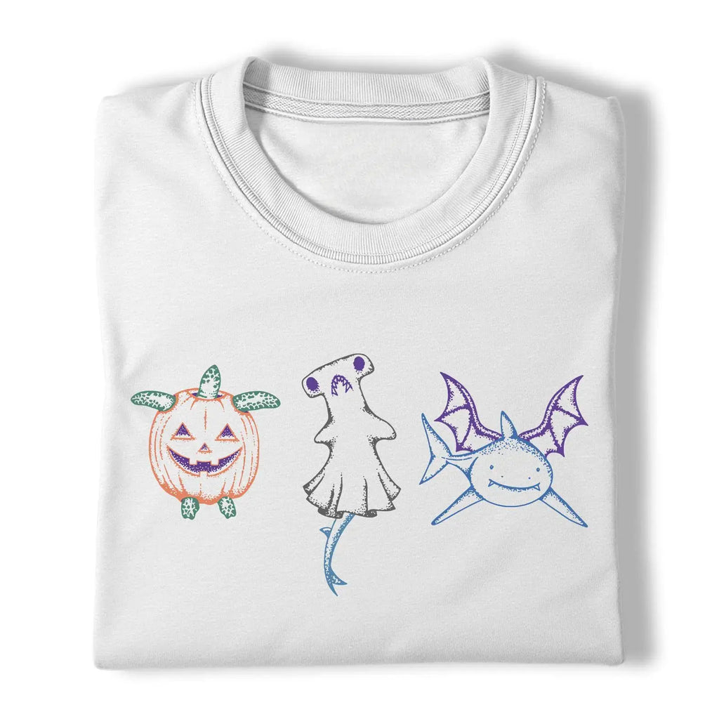 Cute Halloween Sea Animals T-Shirt Pumpkin Turtle Ghost Shark Bat Wings Graphic Tee for Spooky Ocean Animal Lovers Unisex Gift