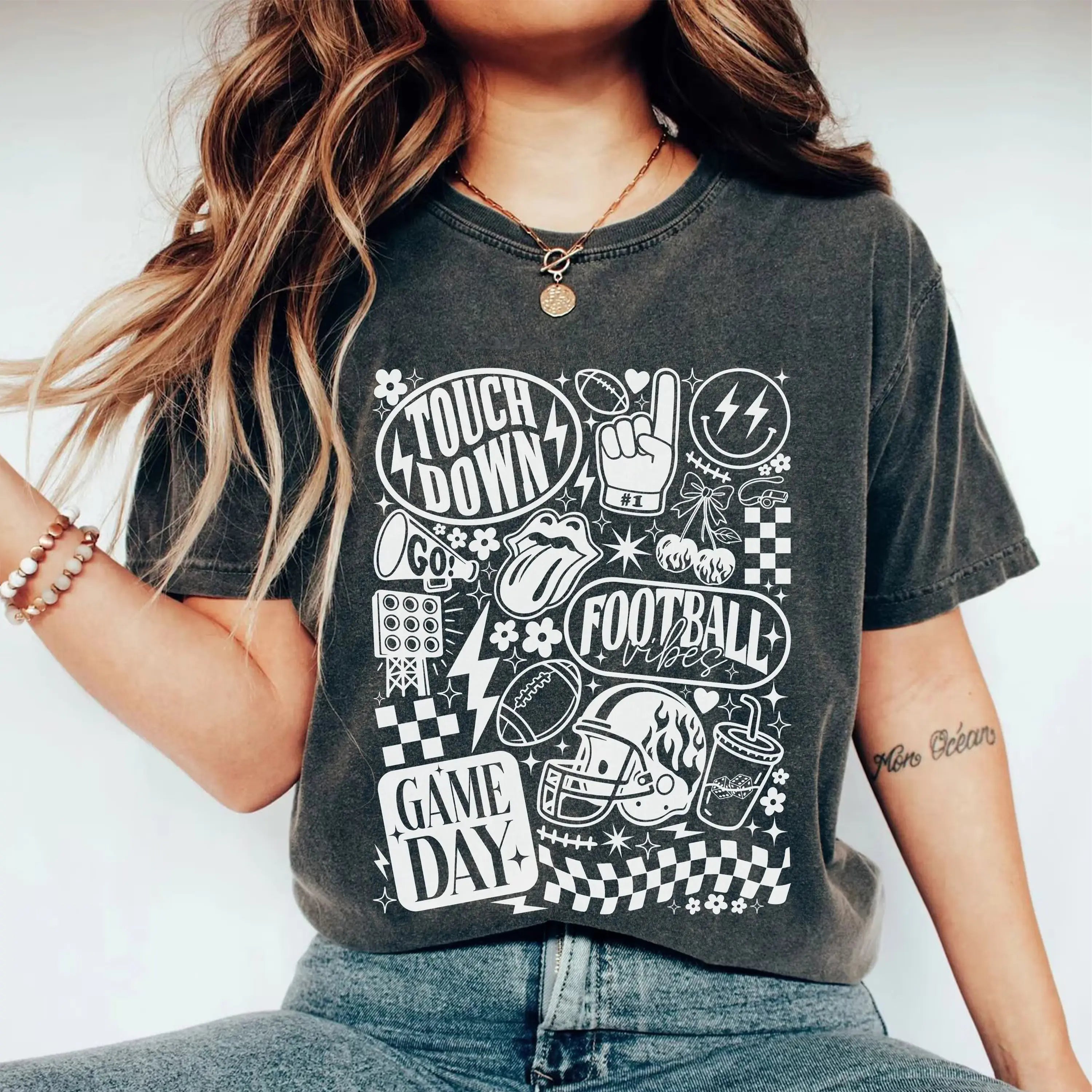 Football Shirt, Retro Football Shirt, Football T-Shirt, Retro Football Mama Tee