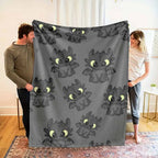 Toothless Dragon Print Flannel Throw Blanket - Anti-Pilling, Wrinkle Resistant, Cozy Warm for Cool Evenings, Lightweight Soft, for Toddlers, Home Couch Bed Room Decor Gift - View 2