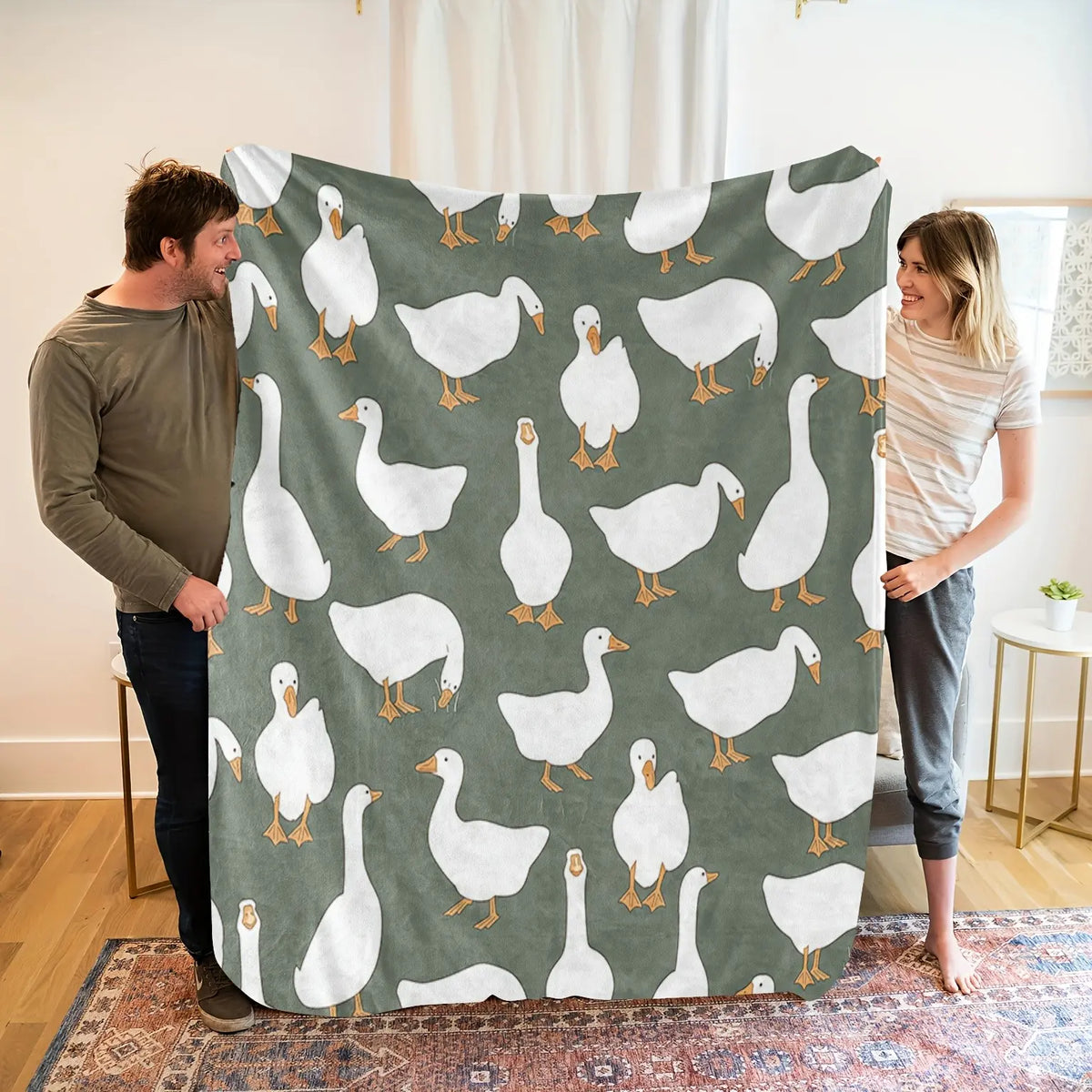 Sage Green Plush Flannel Fabric Decorative Throw Blanket - Cute White Goose Bird Motifs, Soft Cozy Warm Fuzzy Animal-Themed Blanket, Multi-Size for Bedroom Sofa, Ideal Gift for Home Decor Enthusiasts - View 5