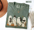 Comfort Colors Women's Ghost Cat Halloween T-Shirt - Cozy Spooky Season Graphic Tee