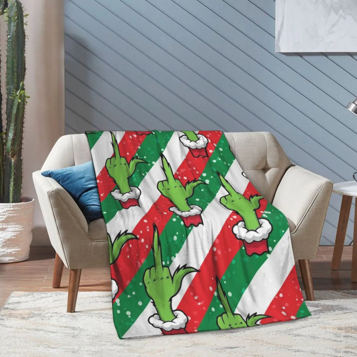 Funny Cartoon Christmas Print Super Soft Flannel Blanket, multi-purpose, suitable for sofa, bedroom, office or camping, suitable for all seasons - View 4