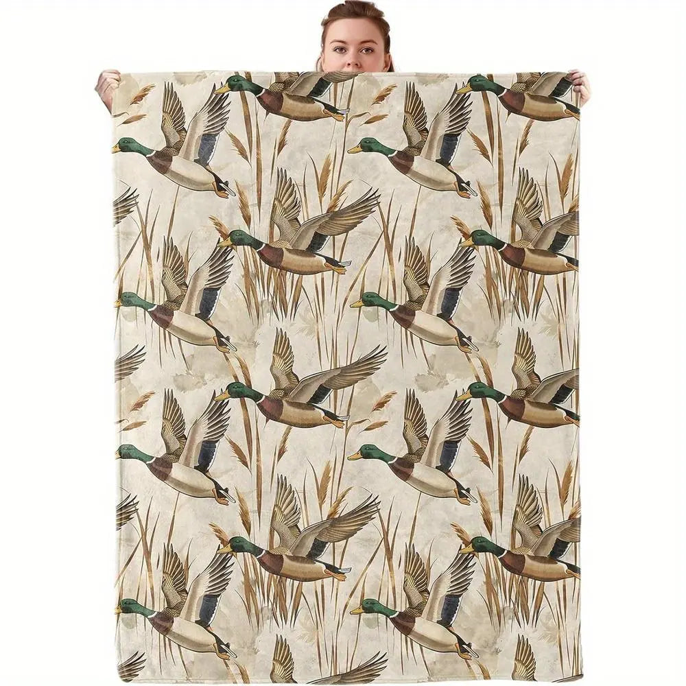 Vintage Mallard Duck Camo Flannel Throw Blanket - Retro Look Animal Graphic Throw Blankets, Cozy Warm Wrinkle Resistant Decor, for Camping & Hunting Cabin Cozy Setup, Vintage Home Decor#OutdoorVibeDecor - View 6