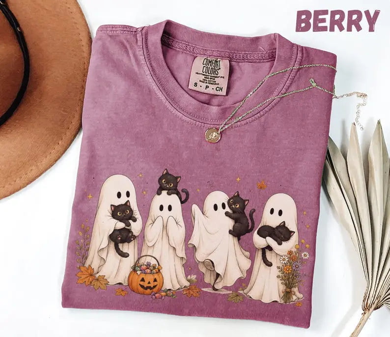 Comfort Colors Women's Ghost Cat Halloween T-Shirt - Cozy Spooky Season Graphic Tee
