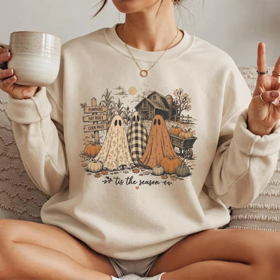 Vintage Fall Ghost Farm Scene Graphic Sweatshirt for Women