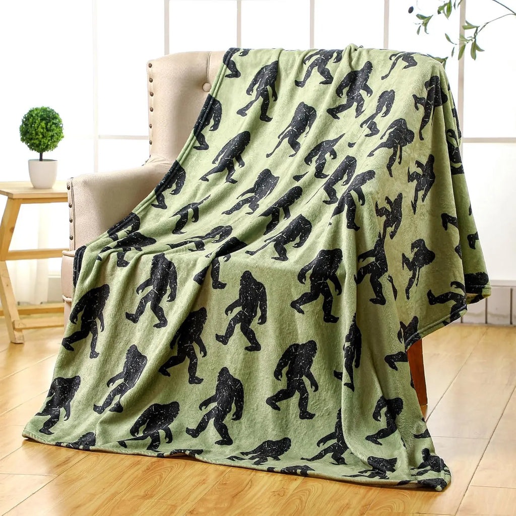 Funny Big Foot Sasquatch Gifts Blanket, Bigfoot Blanket for Men Women, Funny Birthday Unique Sasquatch Gifts, Vintage Flannel Throws Blanket for Bed Sofa Car, Gift for Him, Printed on One Side, Cozy Throw Blankets,Halloween Christmas Gift - View 6